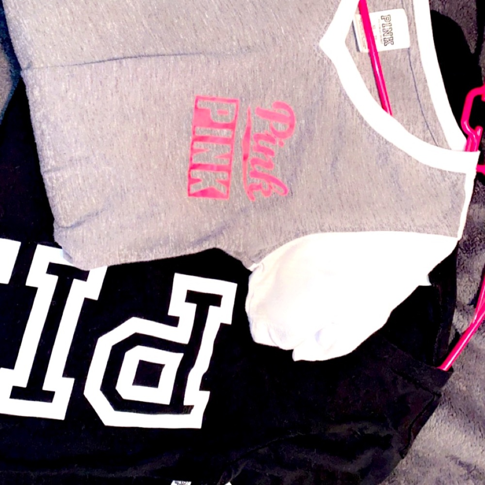 2 sz XS PINK tshirts